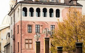Casa Del Pingone